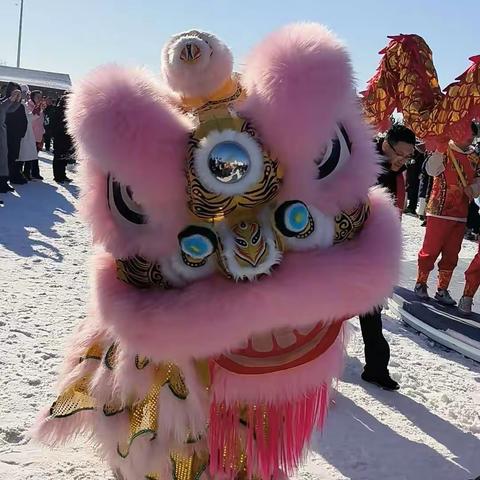 “冰雪童话造梦季，让我们相约在冰雪世界”——阎家小学冬令营实践活动