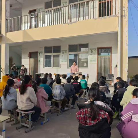 匡城乡洪庄小学中段素养发展评估表彰大会顺利举行