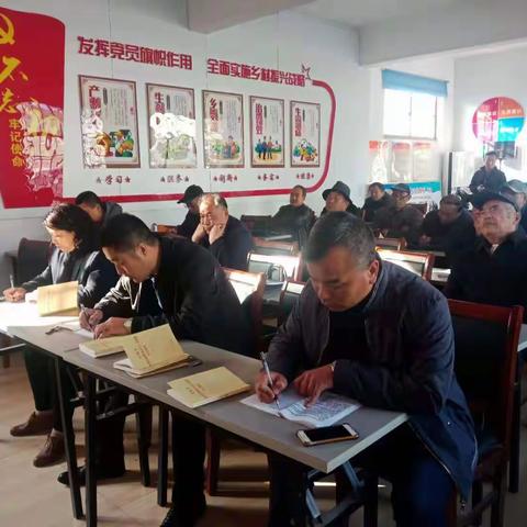 新建社区开展“书香社区 全民阅读”活动