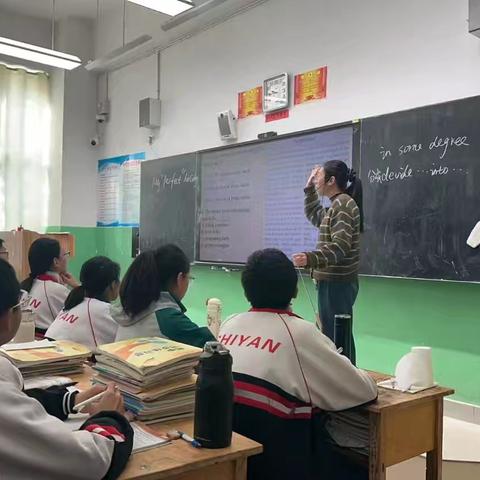 全环境立德树人·至真校园建设“党建引领 辉煌实验”之“三联三带”品牌活动创建——“示范引领，携手同行”党员教师于颖老师先锋示范岗模范带头课