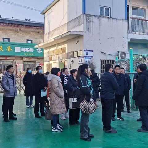 辉县市校长代表团到邓楼中心小学交流学习