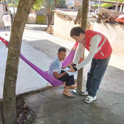 天安乡网格员持续开展禁毒宣传活动