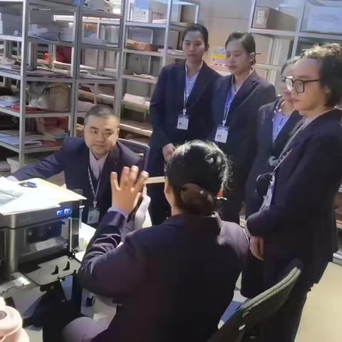 政务培训提高窗口服务窗口管理质量，赋能窗口高质量发展 ——11月21日海口市政务服务中心开展常态化培训