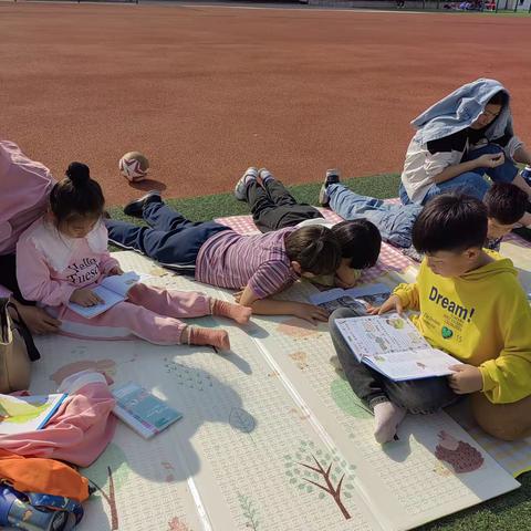 读书沐初心.书香致未来三年级二班致远书友会