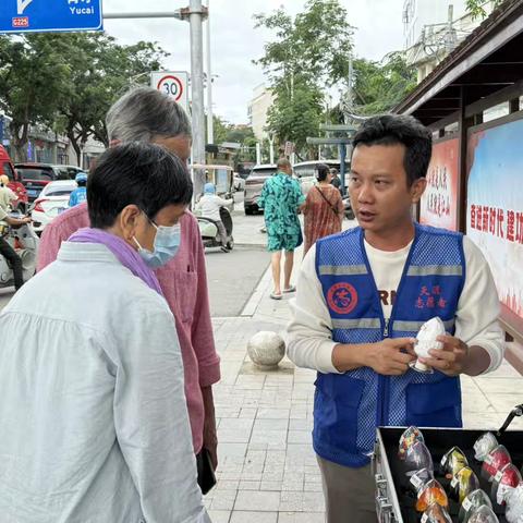 天涯区开展“宪法精神铸防线 禁毒宣传暖社区”主题活动