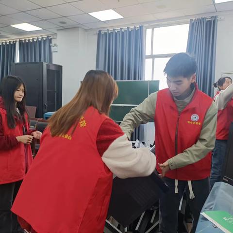 志愿整理电脑服务活动
