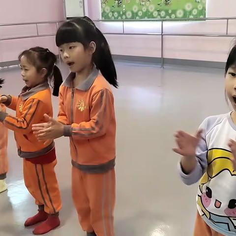 12月8日给盲婆婆的蝈蝈