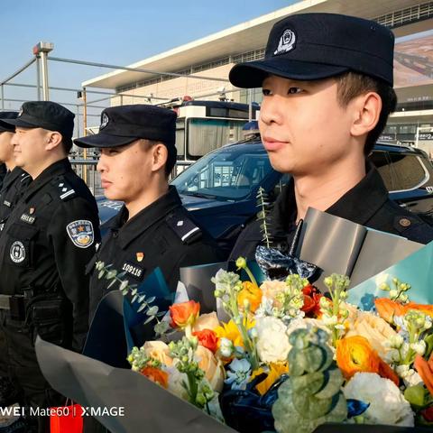 你好 警察节！——郑州特警收到了一份意外的节日礼物