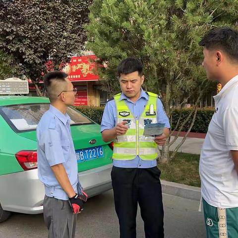 “警保联动”快处事故，群众省时获称赞