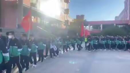 亲近自然，放飞梦想---高三23班远足活动纪实