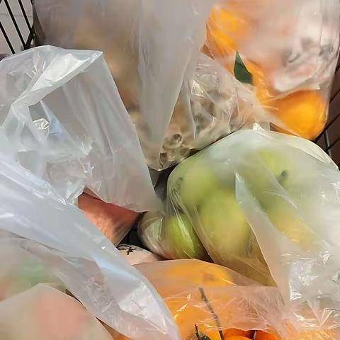 松滋市告高成中学七九班杨雨欣