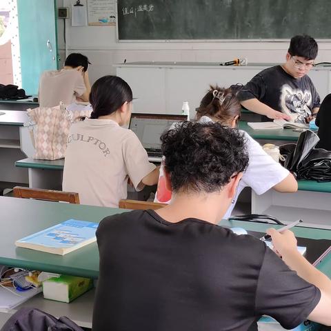 韶关学院教育科学学院府管小学实习小组第十二周实习周记