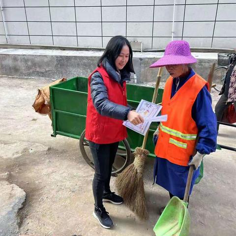 长胜镇旱垴村开展移风易俗宣传志愿活动