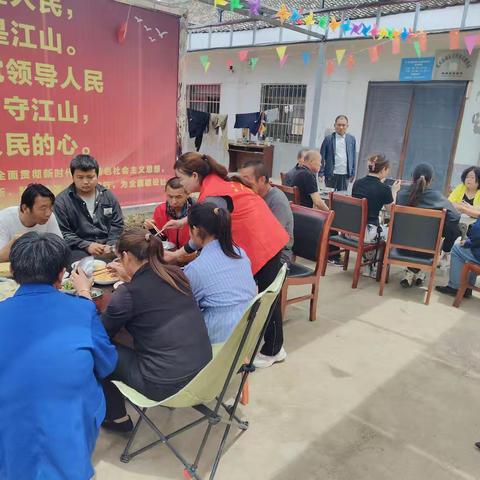 端午安康 粽香情深 宝铁社区养老服务中心 东风镇胡家庄村级托养站欢乐过端午