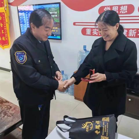 拾金不昧，传递城市文明