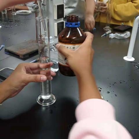 实验1：溶液的配置和稀释