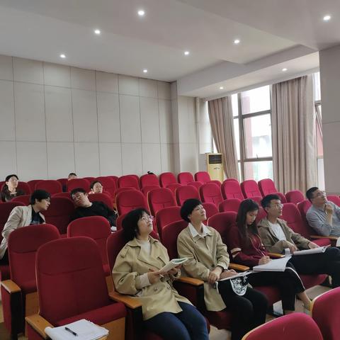 教而有思勤磨砺，研以致用共成长——新港小学数学组教研活动纪实