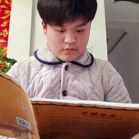 “寒梅傲雪迎冬至  学子勤学展风采”。