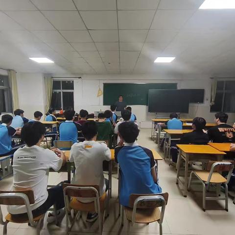 23智能楼宇3+2班“清明节安全教育”主题班会