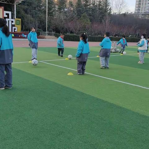 足球⚽️转动希望，绿茵放飞梦想