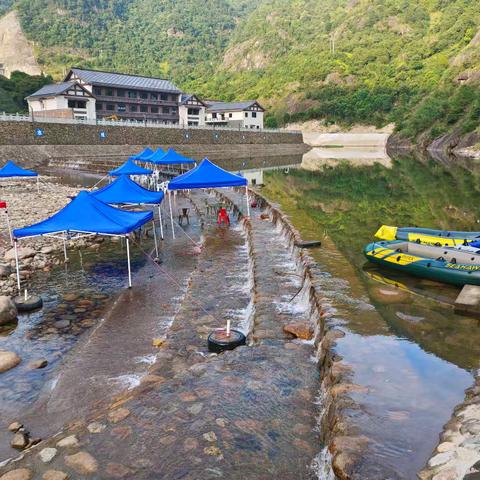 九台沟方溪骆驼岩风景区