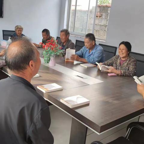 牛泉镇鹿家庄村:开展感恩母爱 传承家风 共育新人宣讲活动