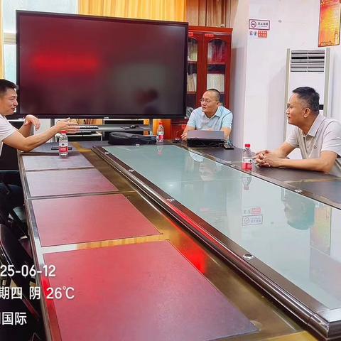 榕根社区开展第一号台风“蝴蝶”防风防御部署工作