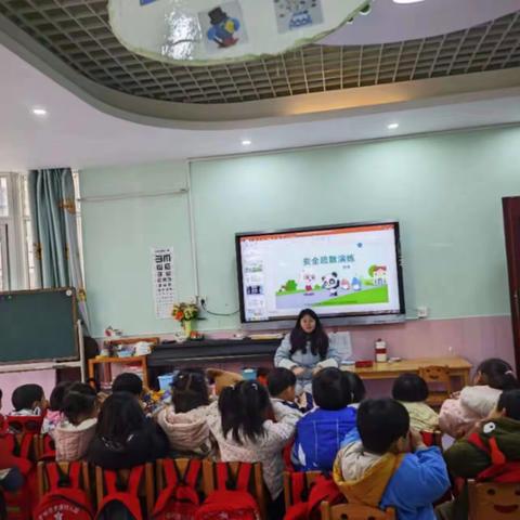 以“演”筑防，护“幼”成长