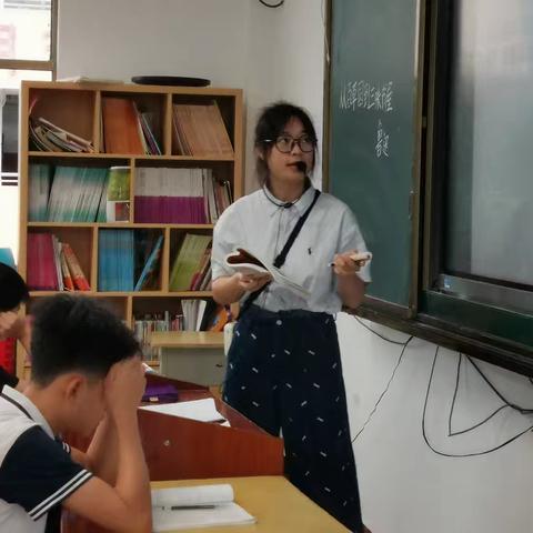 2025年10月21日初中语文组教研活动简报