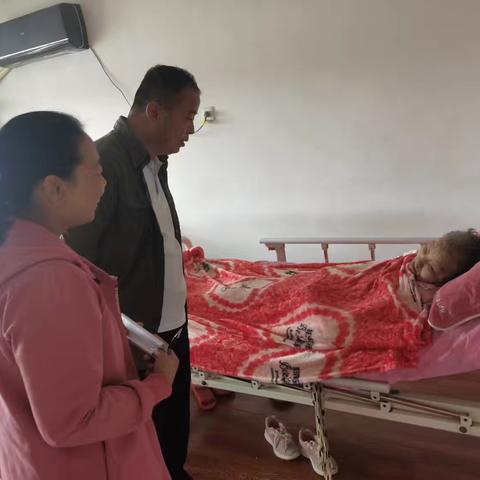 月圆情更浓，关爱暖人心——北园街道板桥社区开展中秋走访慰问活动