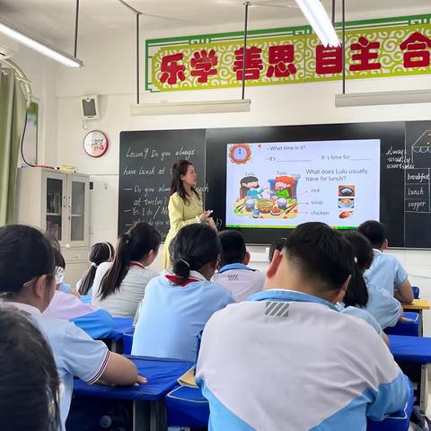 学情分析行有向，以学定教路更敞