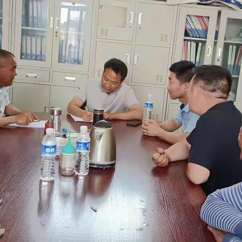 铁东街道天拜山社区开展防范非法集资诈骗宣传活动