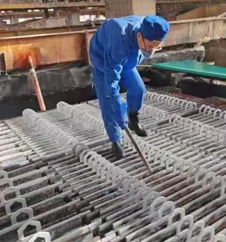 眼睛向内苦练“内功”，优化细化降本增效