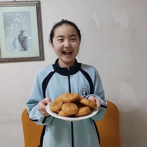 年味里的劳动美——美食篇（保定市第十七中学2312班张沐菲）