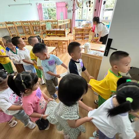 观山湖第三十一幼儿园🏡小六班入园第一天