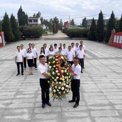 “庆政治生日  忆入党初心”           ——仙桃市第二小学党支部开展党员“政治生日”活动