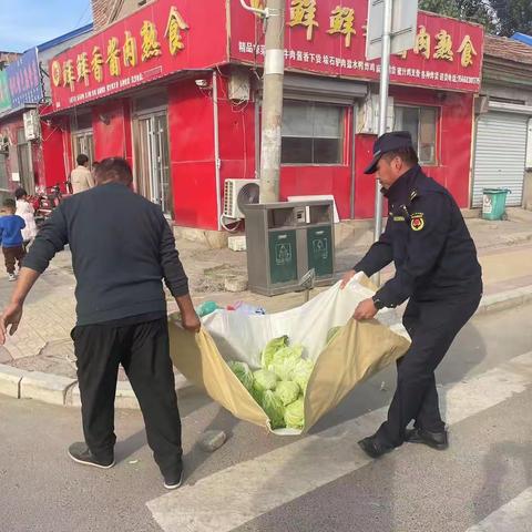 太平街道：抓好“管”“服”重点，优化辖区市容环境