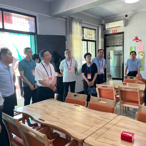 西安市人大代表第三专题调研小组调研周至县养老服务工作