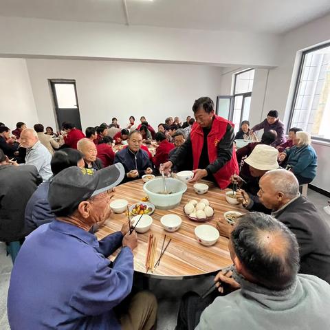 九九重阳节浓浓敬老情——南香台村重阳节活动