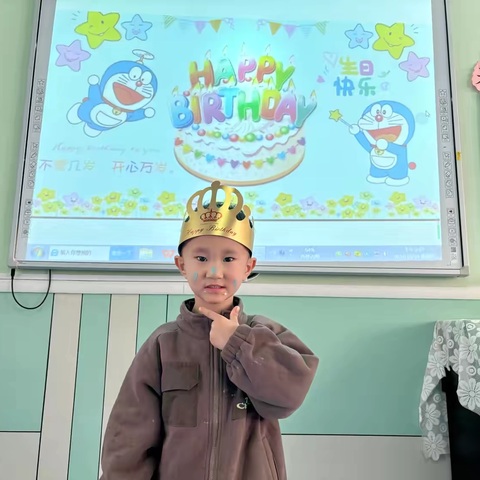 【七巧板中央新城幼儿园生日美篇】——孔祥宇小朋友，生日快乐！