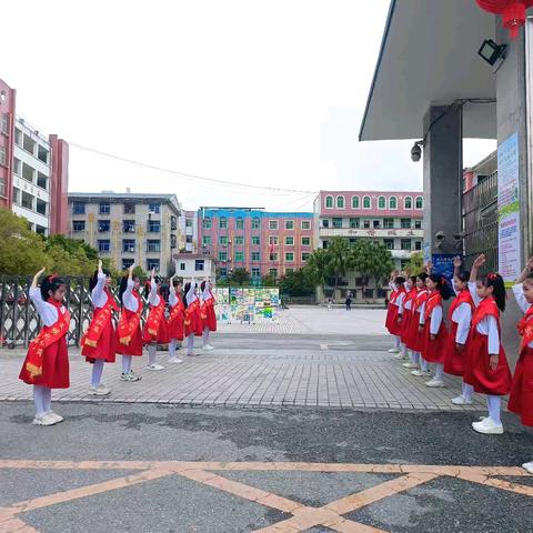 赴一场秋约 陪一朵花开——会昌县希望小学2024年秋学期家长会