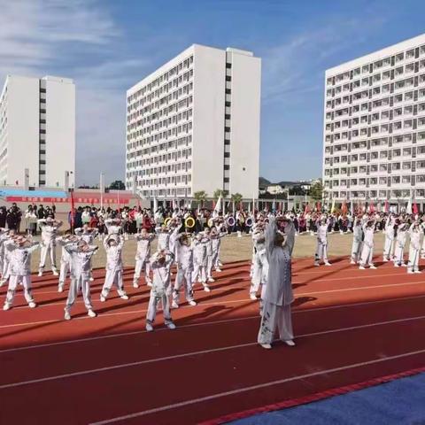 热火朝天！带你直击全市中小学田径运动会