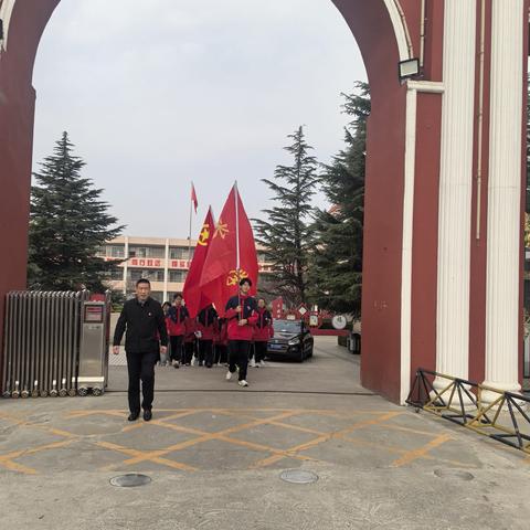 米山中学清明祭奠革命英烈活动