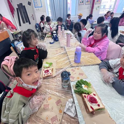 “我是小厨师，一场关于美食的邂逅” ———淮阴小学三（5）班家长进课堂活动