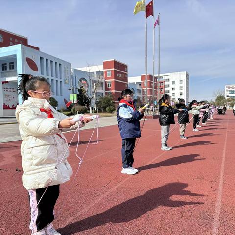 “绳”彩奕奕，“跳”动精彩——淮阴小学三年级举行跳绳比赛