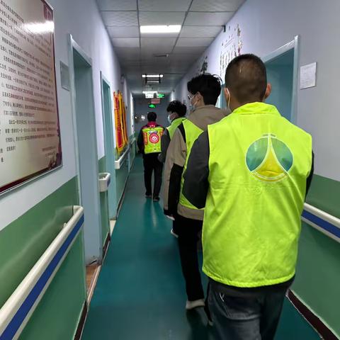 “青”尽全力做消杀，“爱”心守护夕阳红