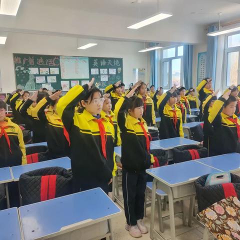 “传承红色基因，争做少先队员”——“梦想章”争章活动