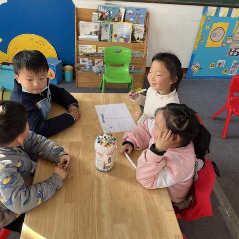 李祥分园大班课程故事～手机联系你我他