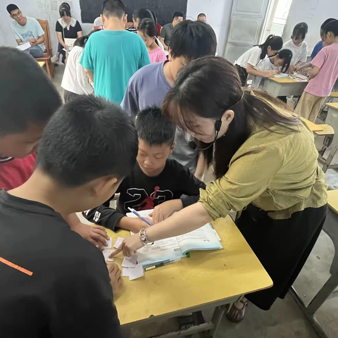 揭西县灰寨镇行知小学开展数学教研活动