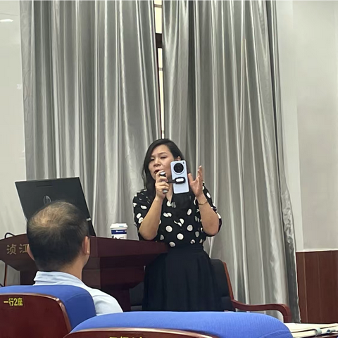 以光为笔，以影为墨——寮浈教育帮扶活动之教师手机摄影基础讲座